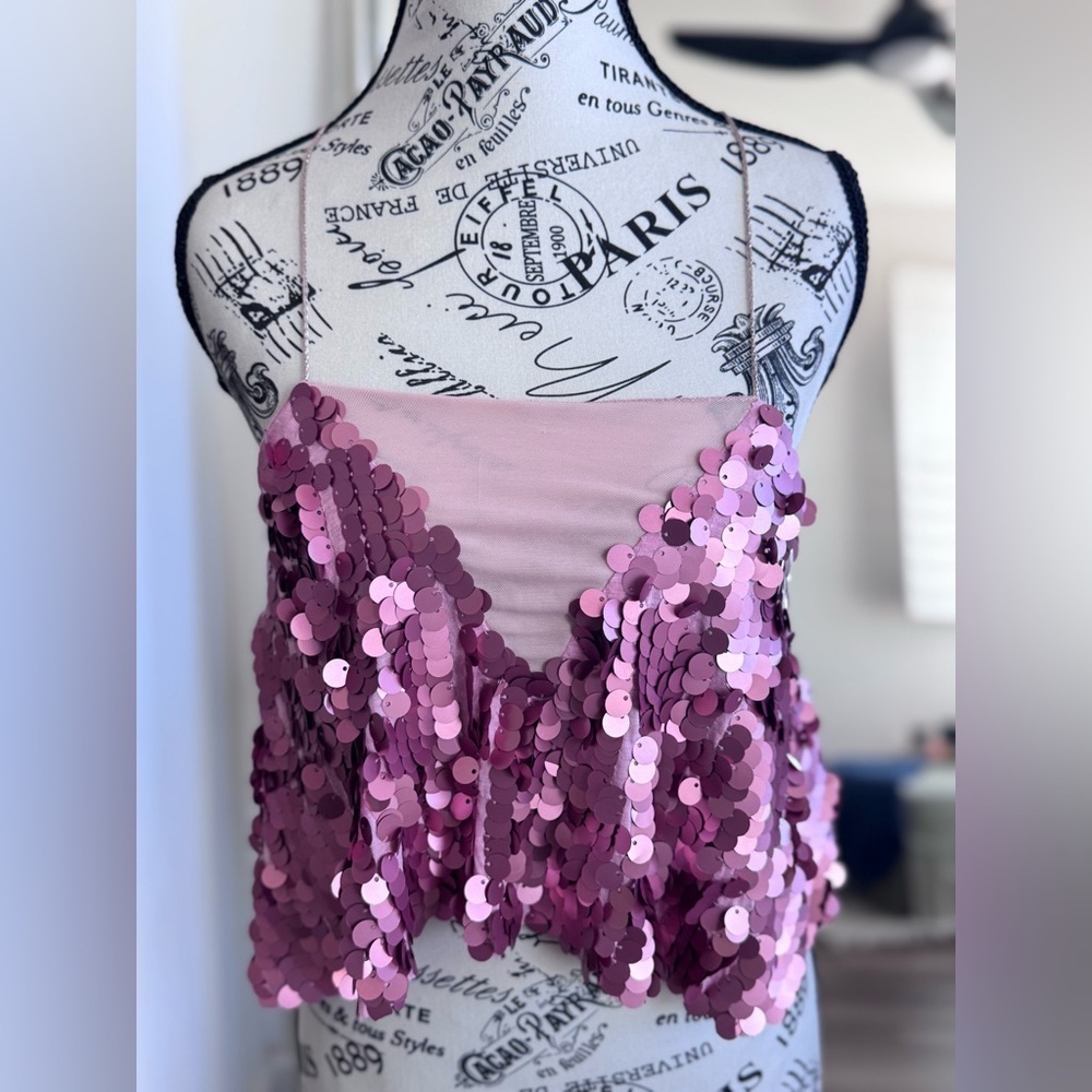 Urban Outfitters Ecote Tempest Pink Sequin Mesh Cami Top Party Size S - Picture 6 of 11